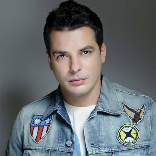 Foto de Nick Kamarera