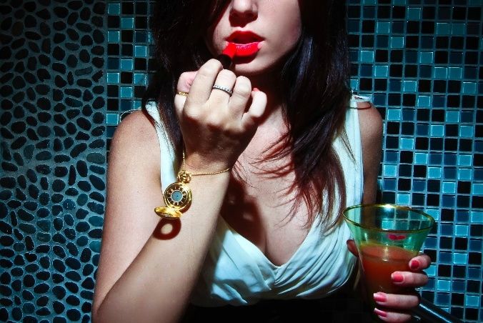 Foto de Shoot The Girl First