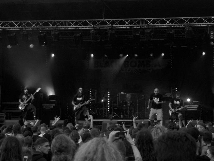 Foto de Black Bomb Ä