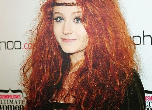 Photo of Janet Devlin