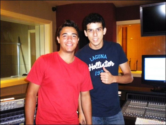 Foto de Lucas e Bonetto