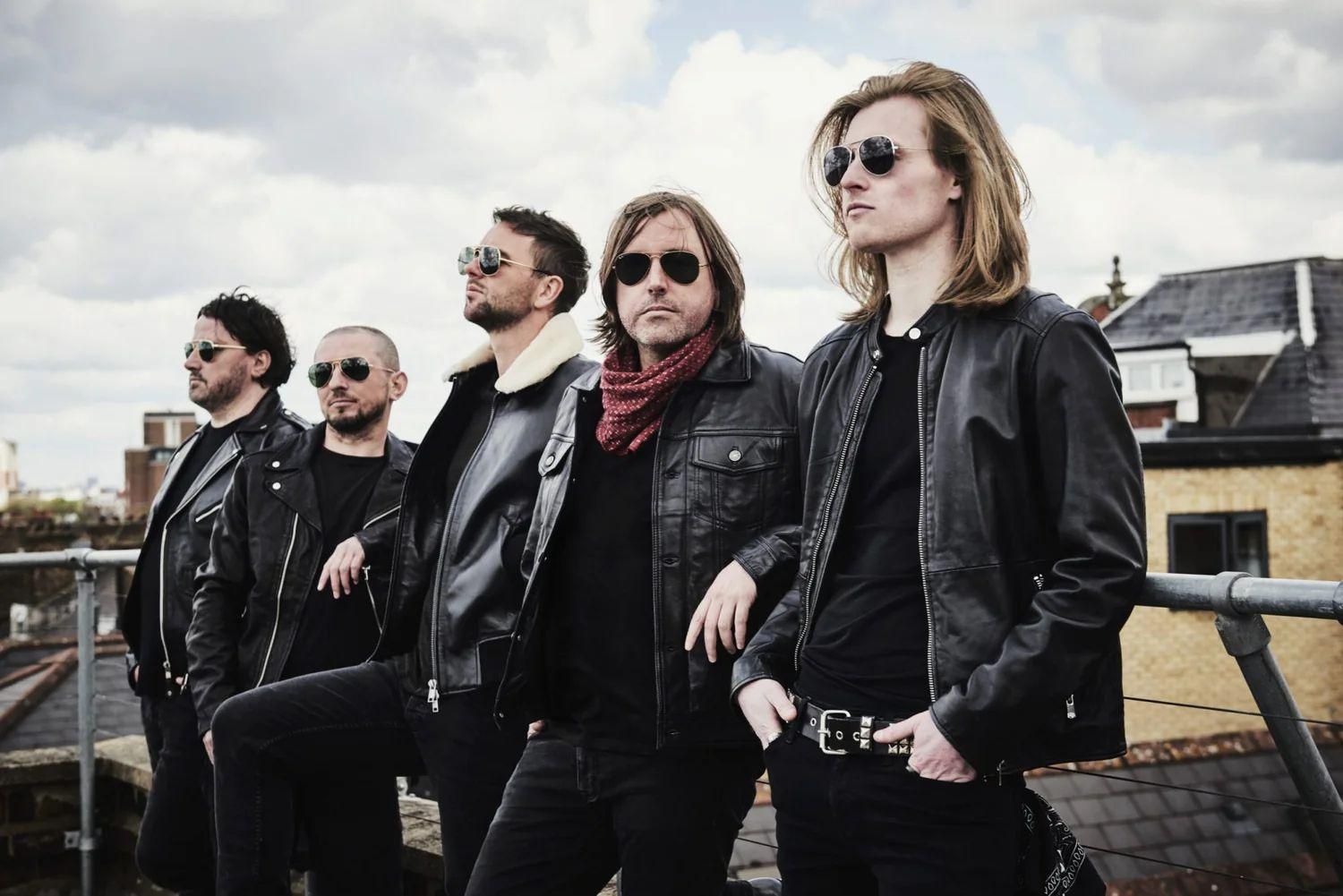 Foto de Scarlet Rebels