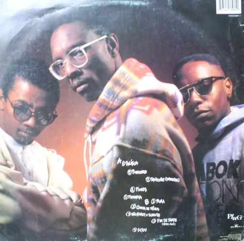 Foto de Athaliba e a Firma