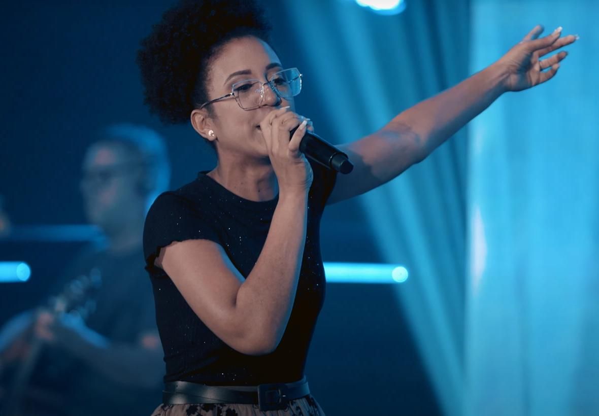 Photo of Luciana Vieira