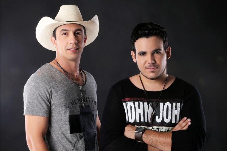 Foto de Julio Cesar e Augusto