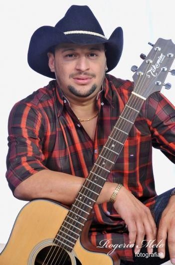 Photo of Thiago Viola & Rennan