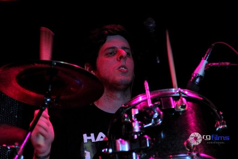 Foto de Awaking The Crowd