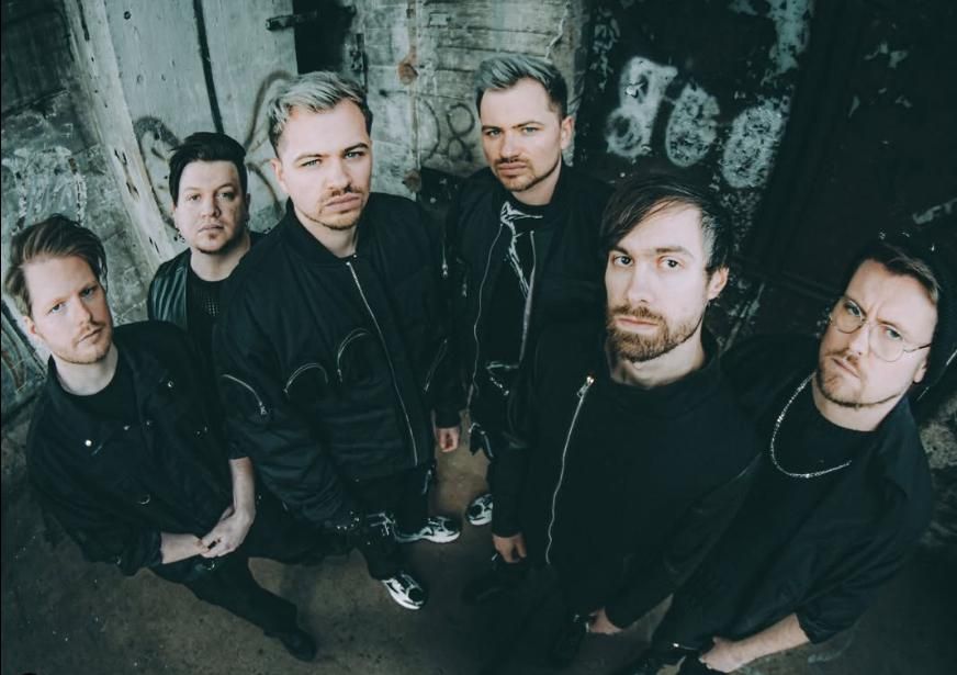 Foto de From Fall To Spring