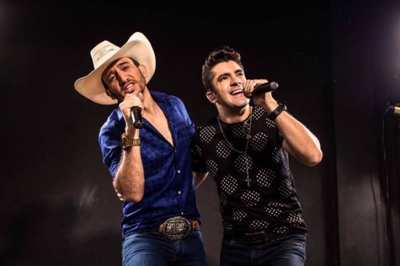 Foto de Antony e Gabriel