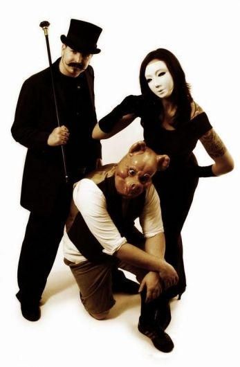 Foto de White Collar Sideshow