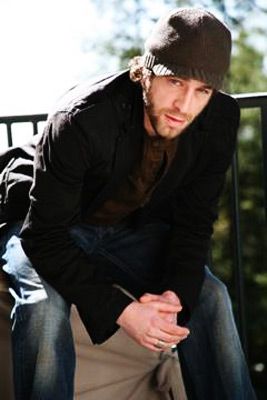 Photo of Elliott Yamin