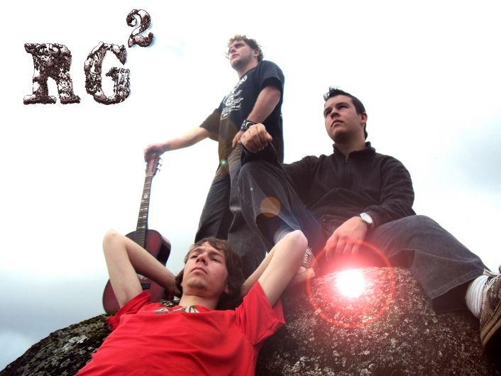 Foto de RG Ao Quadrado