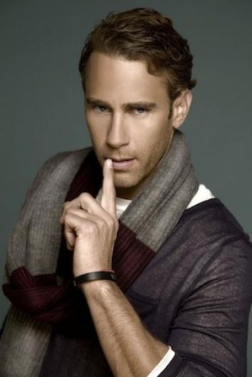 Photo of Carlos de La Mota