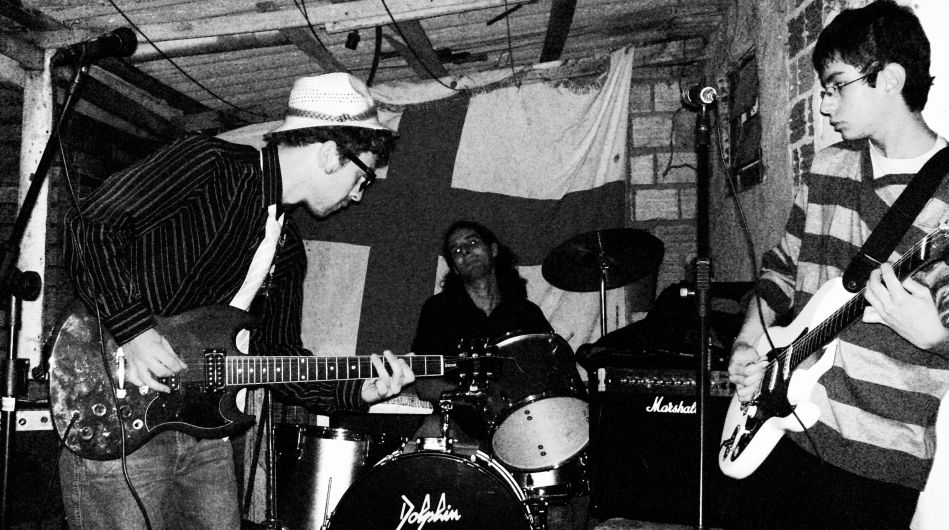 Foto de Atras de Verbas