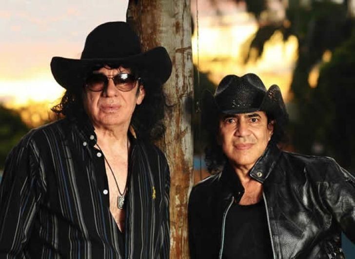 Foto de Léo Canhoto e Robertinho