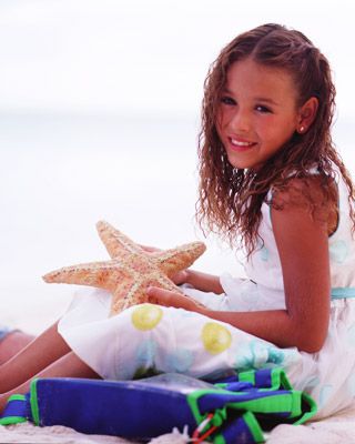 Photo of Amy, la Niña de la Mochila Azul