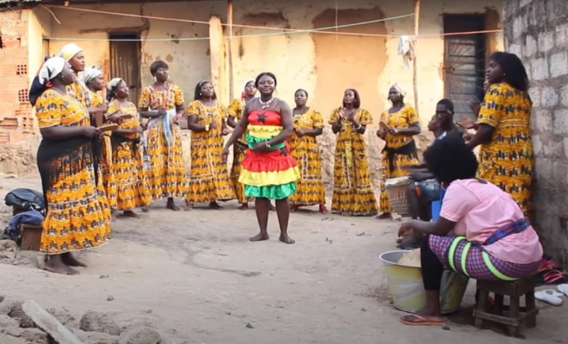 Foto de Maran Cabeça