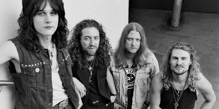 Foto de Tyler Bryant & Shakedown