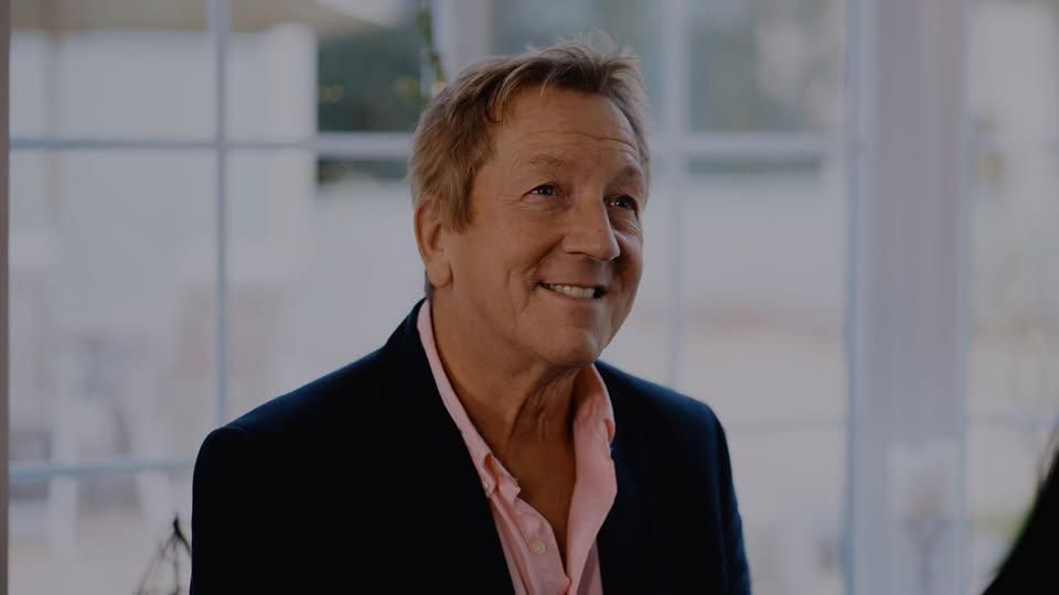 Photo of Chris Eaton