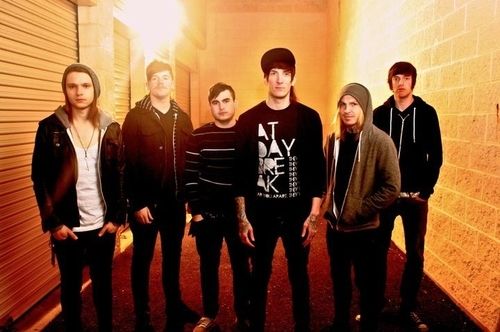 Foto de Us, From Outside