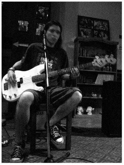 Foto de We Die Young