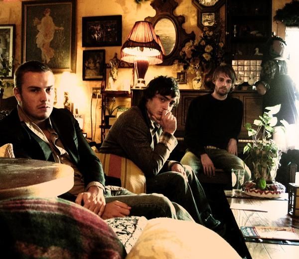 Foto de Civil Twilight