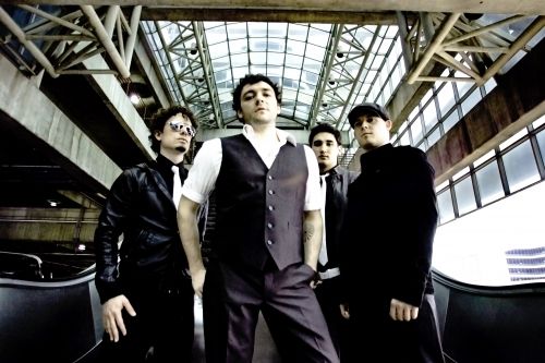 Foto de Honor By August