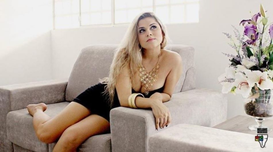 Foto de Gatinha Manhosa