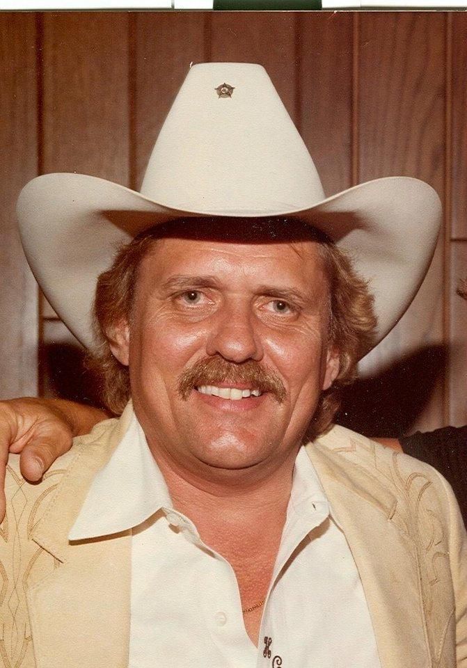 Foto de Henson Cargill