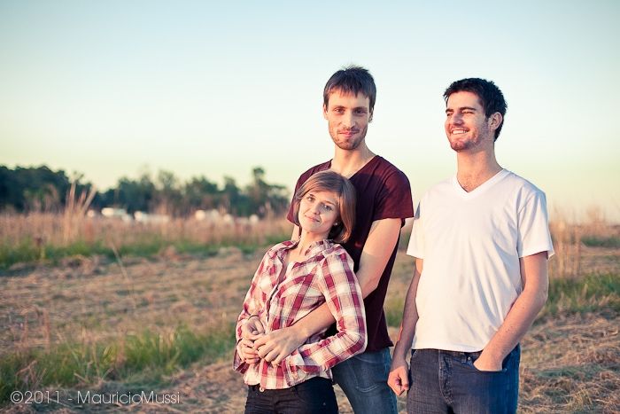 Photo of Cama, Mesa e Banho