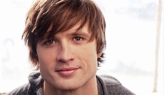 Photo of Walker Hayes