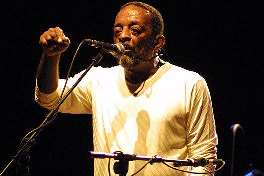 Photo of Naná Vasconcelos