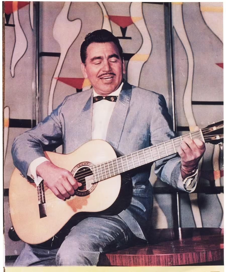 Photo of Luis Alberto del Parana