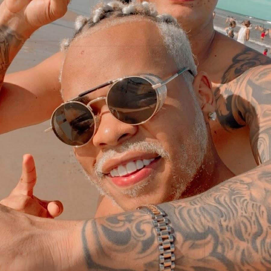 Photo of Cristian Bell