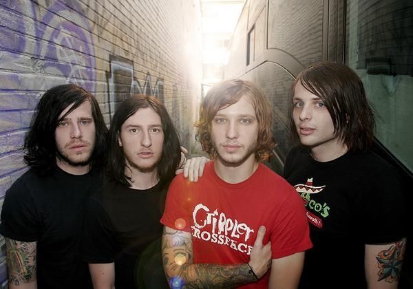 Foto de From First To Last