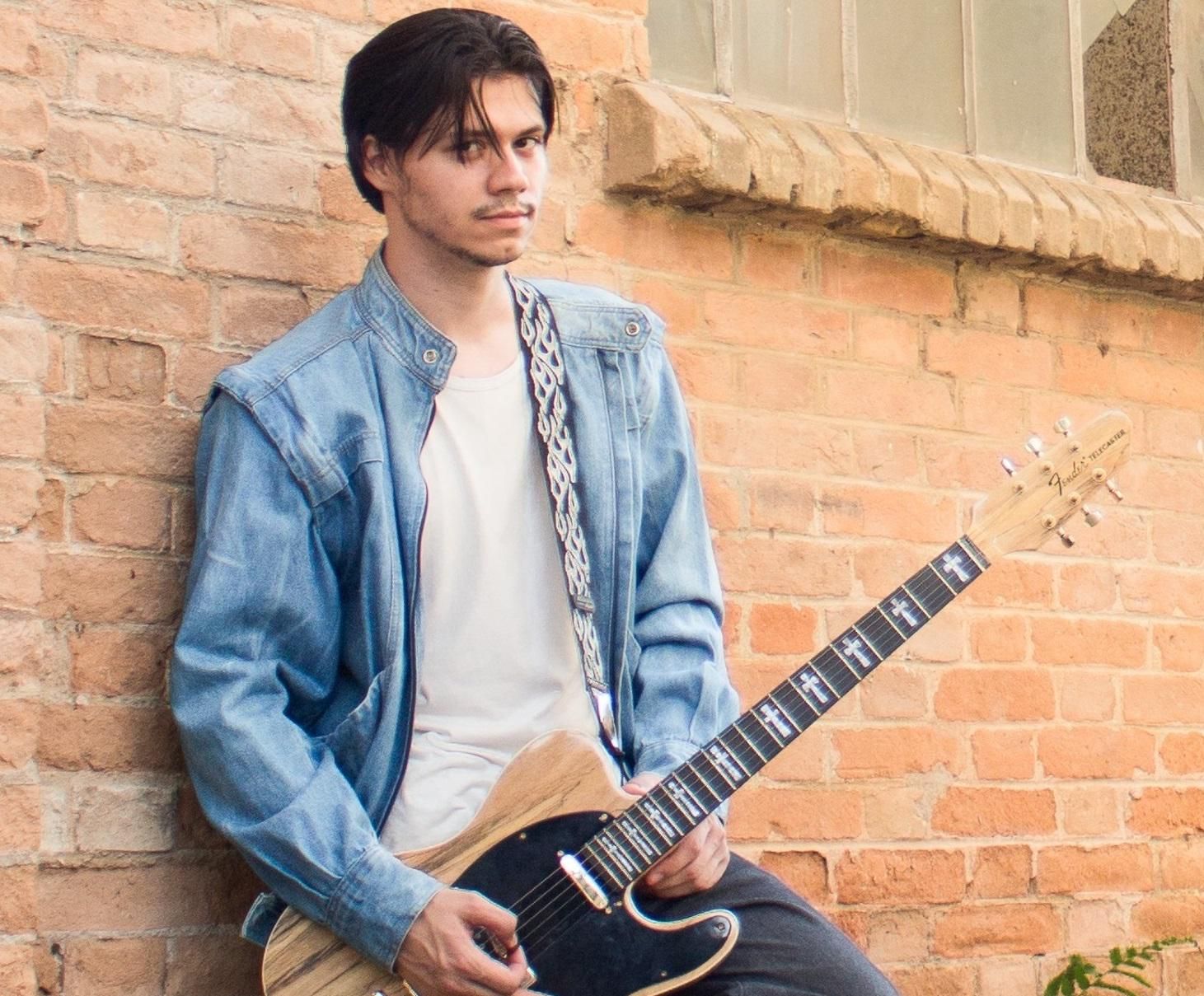 Foto de André Moura AlmaGuitars