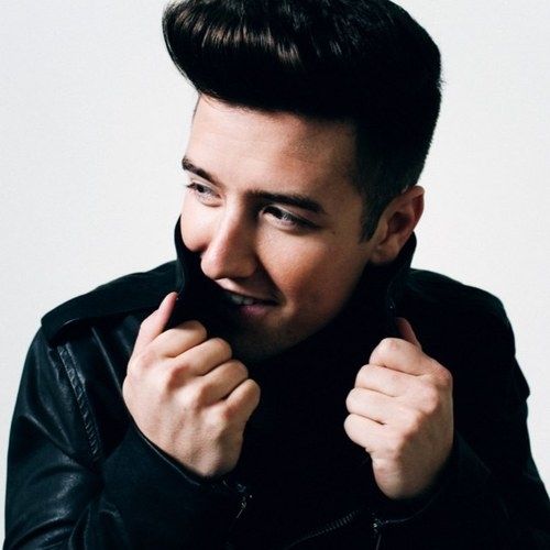 Photo of Logan Henderson