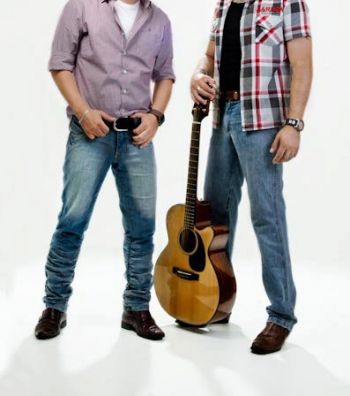 Foto de Moisés e Luiz Henrique