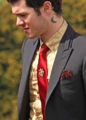 Foto de Low Shoulder