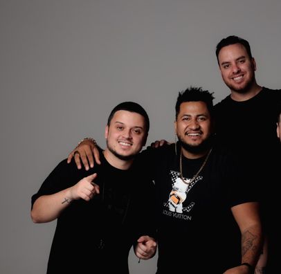 Foto de Grupo da Praça