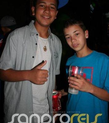 Foto de Mc Bkn e Mc Dmenor