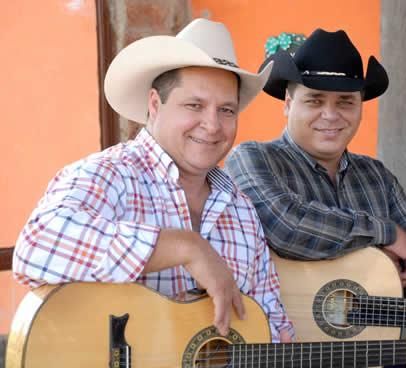 Foto de Marcos Violeiro e Cleiton Torres