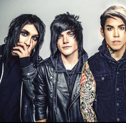 Foto de Beyond Unbroken