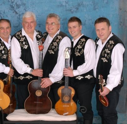 Foto de Bosutski Becari