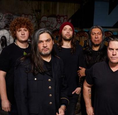 Foto de And You Will Know Us By The Trail Of Dead