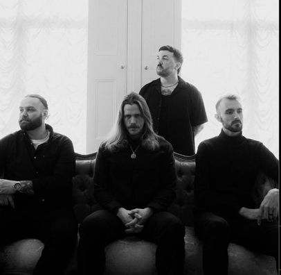 Foto de Confessions of a Traitor