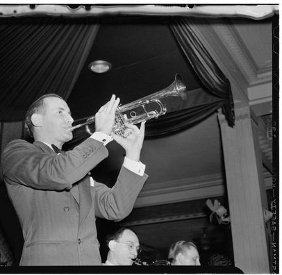 Foto de Larry Clinton