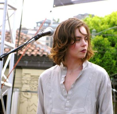 Foto de Young Ejecta