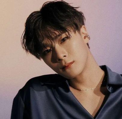 Foto de MOON BIN (ASTRO)