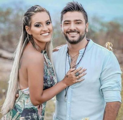 Foto de Yara Tchê e Alessandro